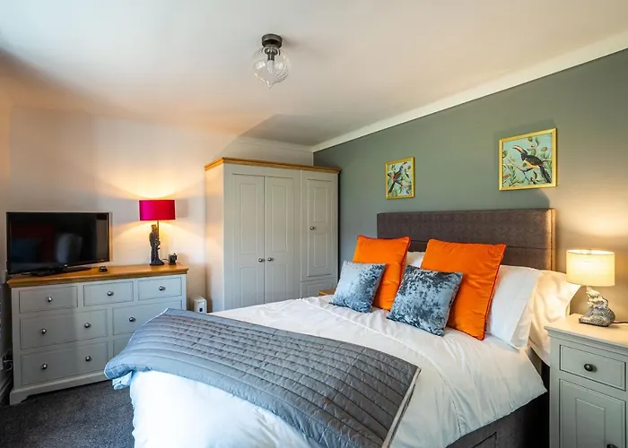 1 The Cottage